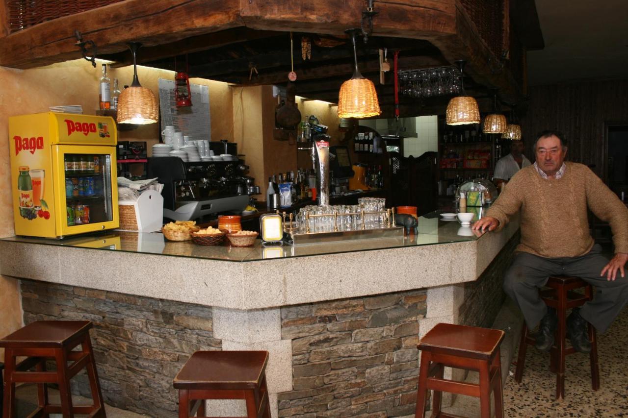 A Taberna De Vento Hotel Lalin Ngoại thất bức ảnh