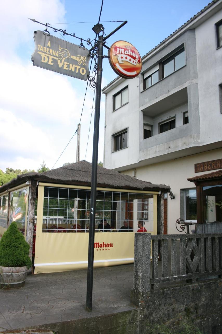 A Taberna De Vento Hotel Lalin Ngoại thất bức ảnh